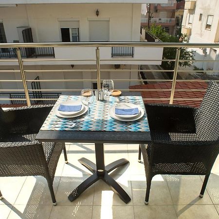 Lux Vip Apartments Peraía Екстериор снимка