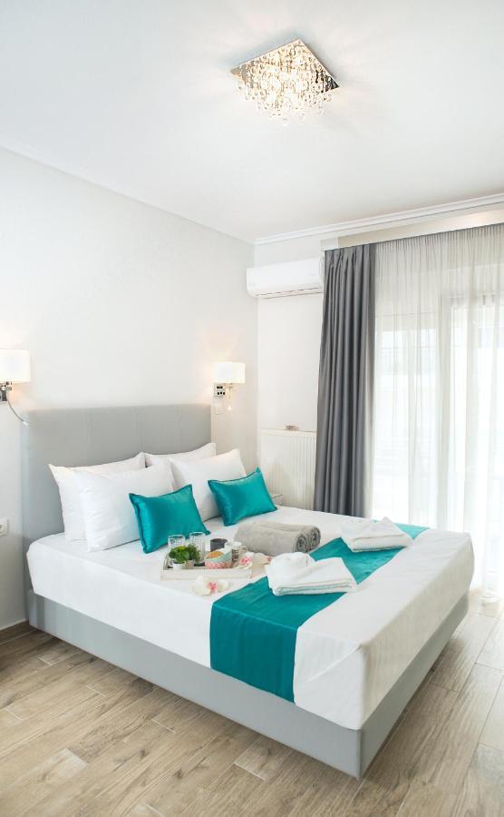 Lux Vip Apartments Peraía Екстериор снимка
