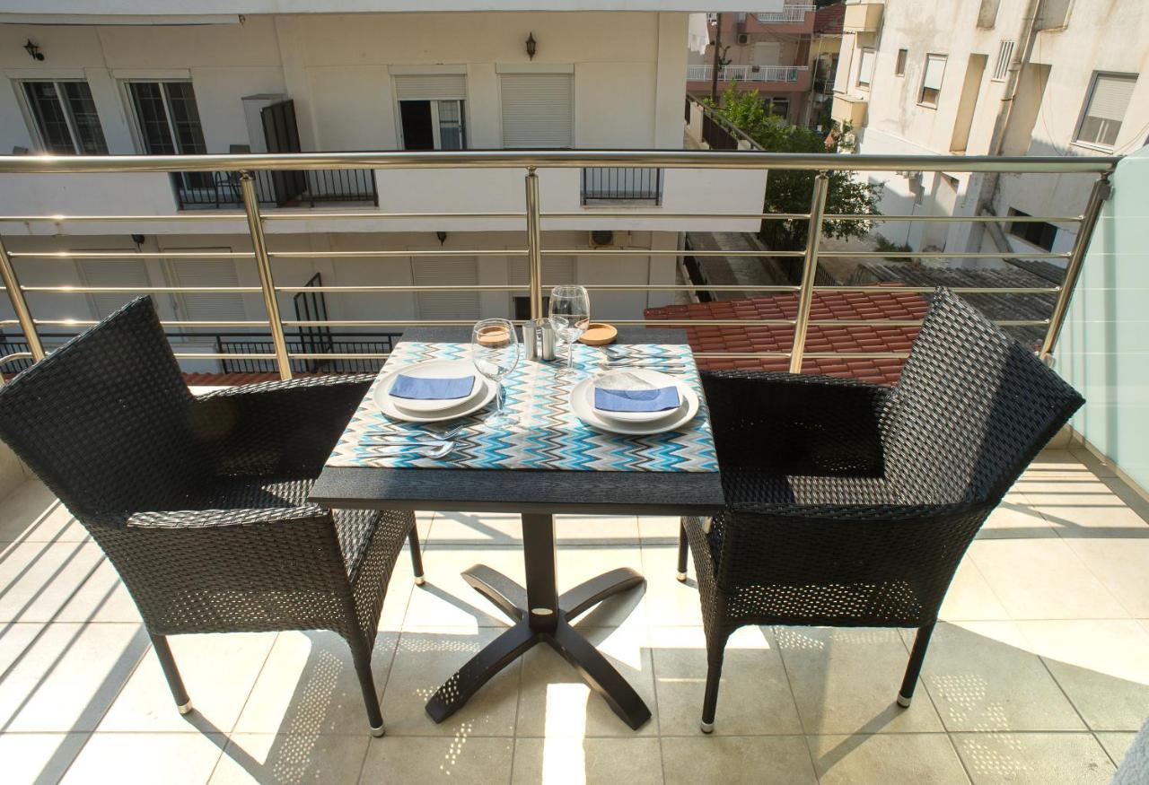 Lux Vip Apartments Peraía Екстериор снимка